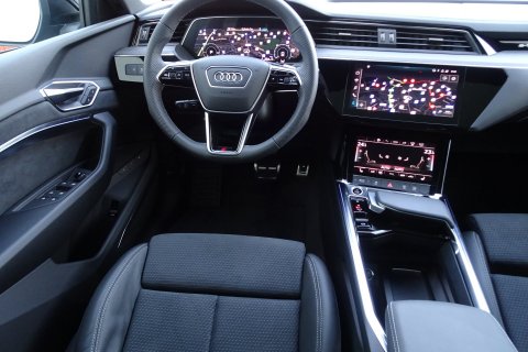 Audi Q8 galerie
