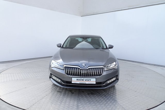 Škoda Superb galerie