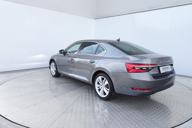 Škoda Superb galerie