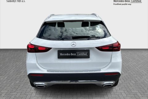 Mercedes-Benz GLA galerie