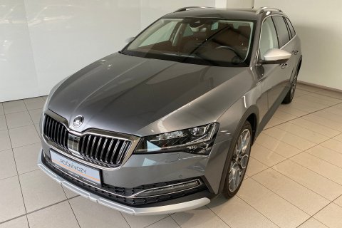 Škoda Superb galerie