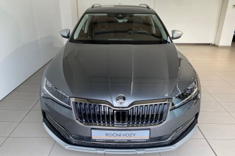 Škoda Superb galerie