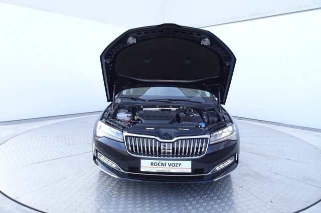 Škoda Superb galerie