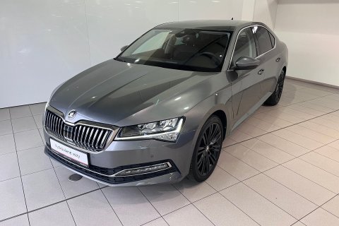 Škoda Superb galerie