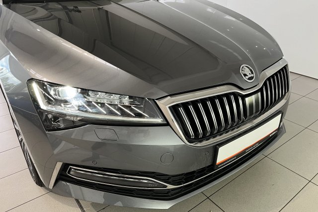 Škoda Superb galerie