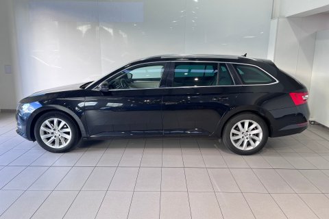 Škoda Superb galerie