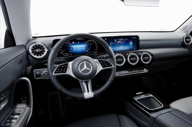 Mercedes-Benz CLA galerie