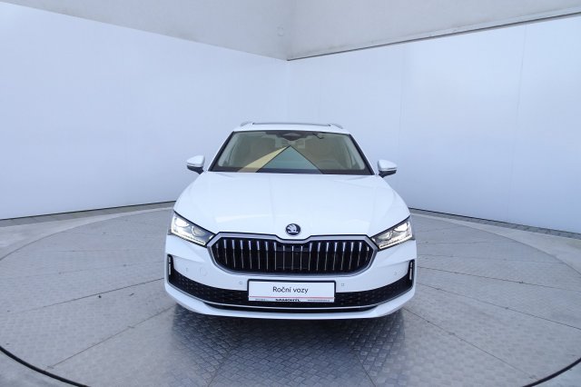 Škoda Superb galerie