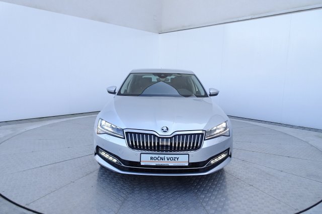 Škoda Superb galerie