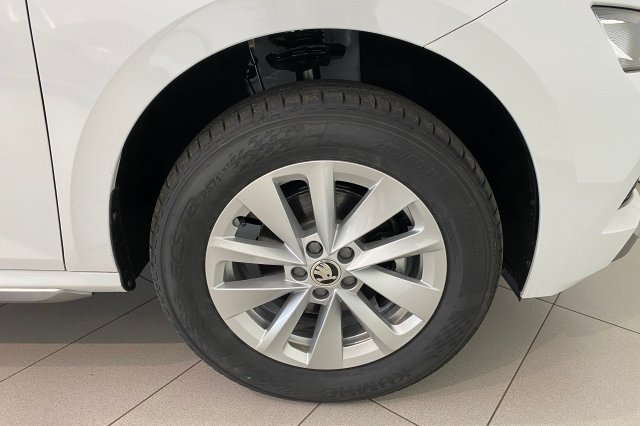 Škoda Kamiq galerie