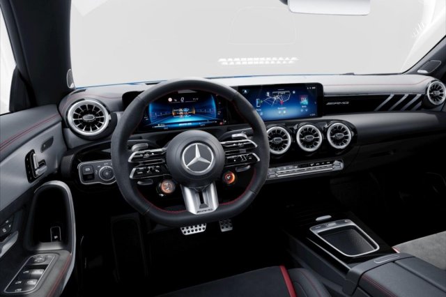 Mercedes-Benz CLA galerie