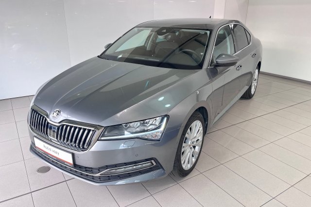 Škoda Superb galerie