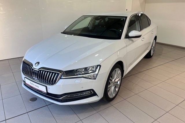 Škoda Superb galerie