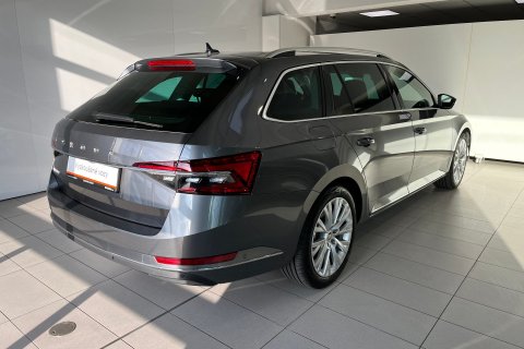 Škoda Superb galerie