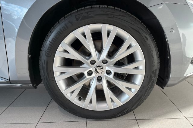 Škoda Superb galerie