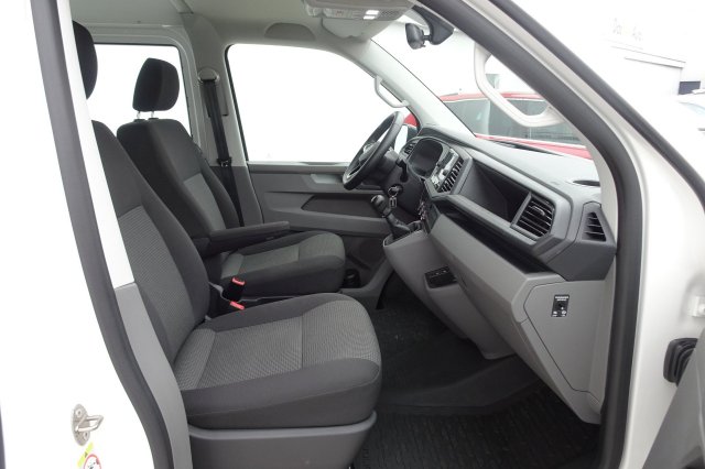 Volkswagen Transporter 6.1 Kombi galerie