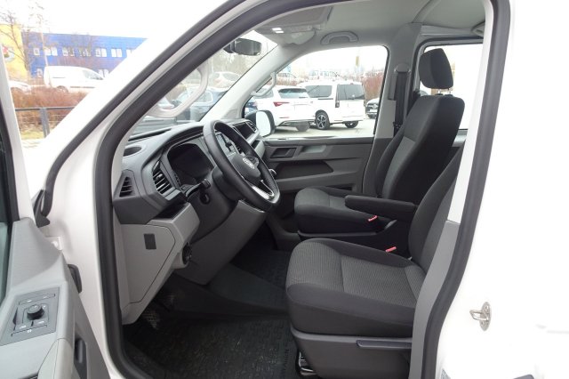 Volkswagen Transporter 6.1 Kombi galerie