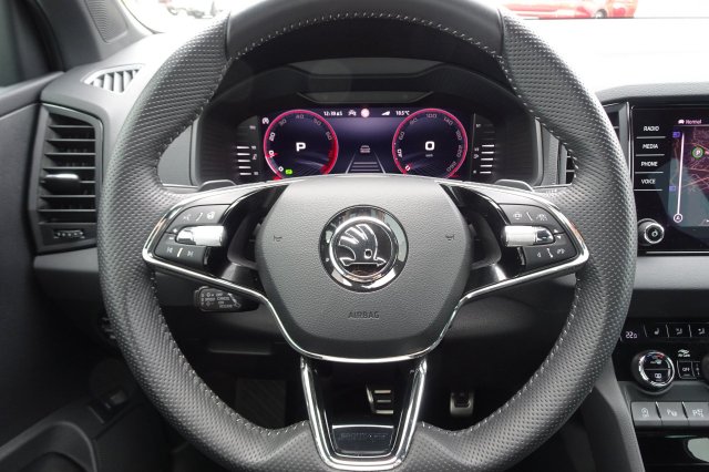 Škoda Karoq galerie