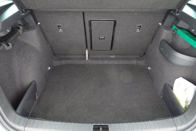 Škoda Karoq galerie
