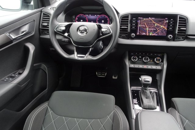 Škoda Karoq galerie