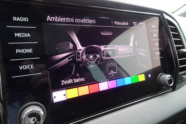 Škoda Karoq galerie