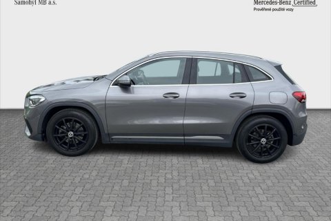 Mercedes-Benz GLA galerie