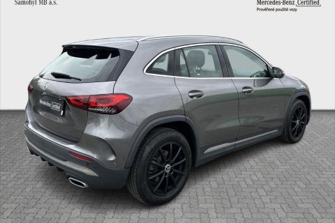 Mercedes-Benz GLA galerie