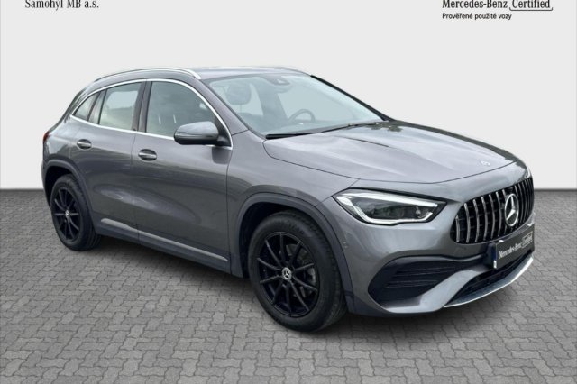 Mercedes-Benz GLA galerie