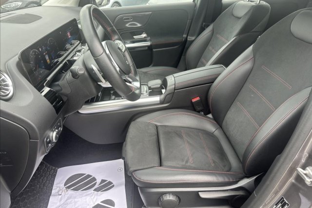 Mercedes-Benz GLA galerie