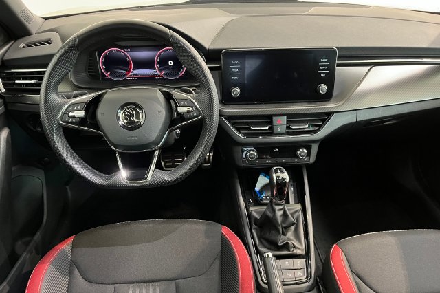 Škoda Kamiq galerie