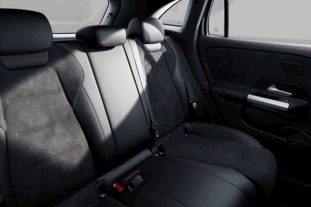 Mercedes-Benz GLA galerie