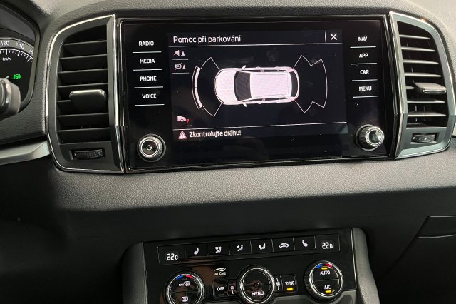 Škoda Karoq galerie