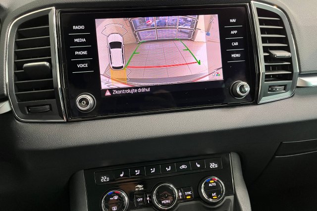 Škoda Karoq galerie