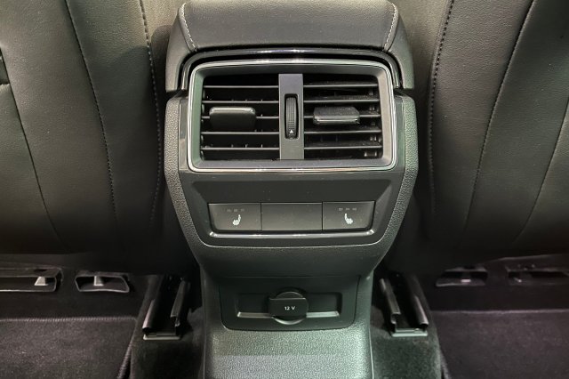 Škoda Karoq galerie
