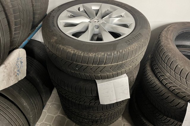 Škoda Enyaq galerie