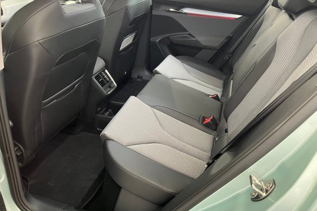 Škoda Enyaq galerie