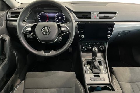 Škoda Superb galerie