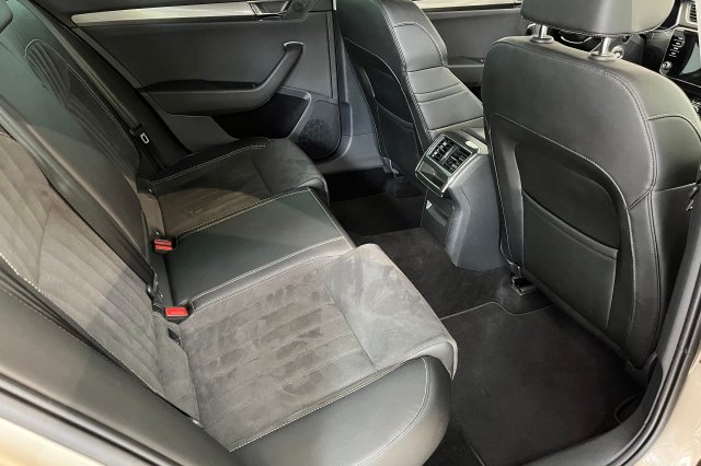 Škoda Superb galerie