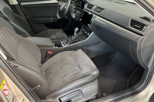 Škoda Superb galerie