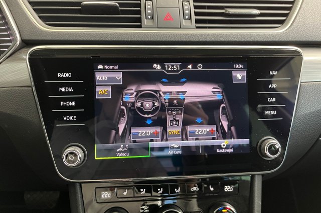 Škoda Superb galerie
