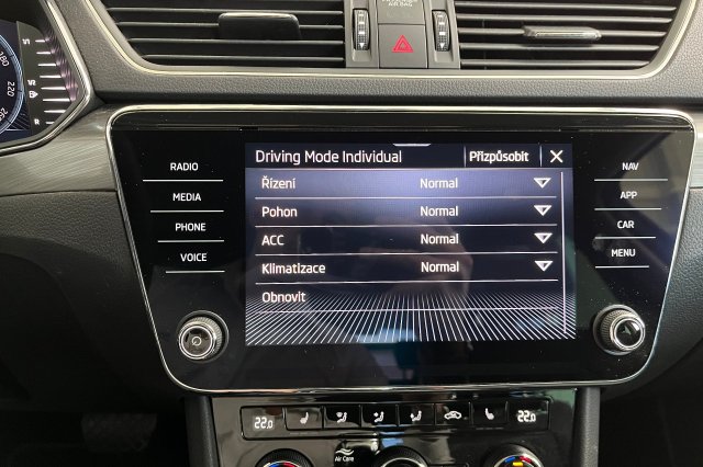 Škoda Superb galerie