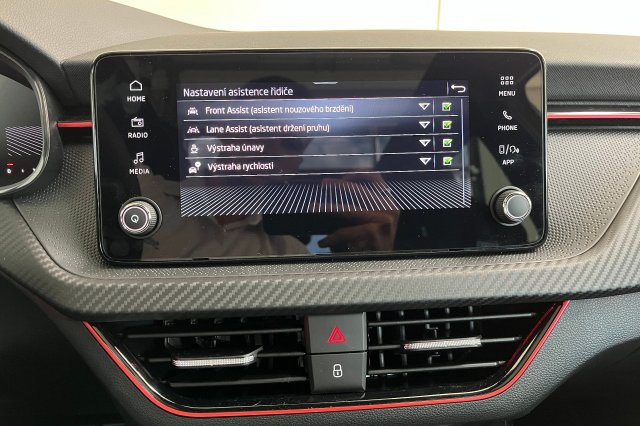 Škoda Kamiq galerie