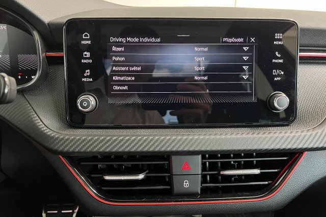 Škoda Kamiq galerie
