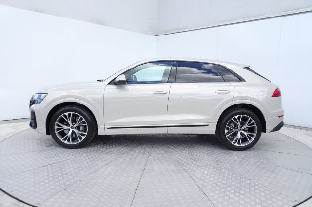 Audi Q8 galerie