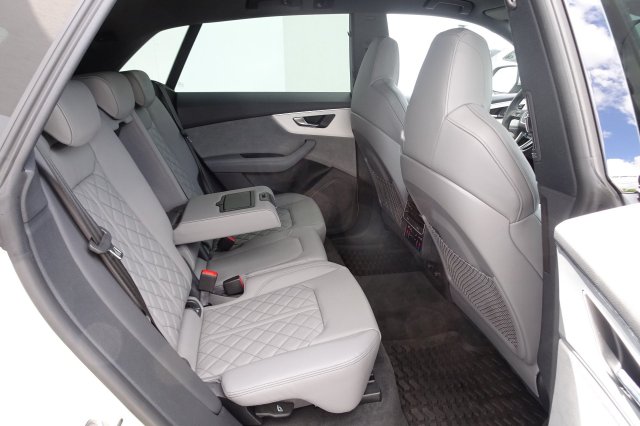 Audi Q8 galerie