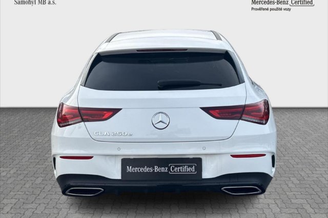 Mercedes-Benz CLA galerie