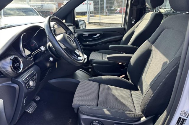 Mercedes-Benz Třídy V galerie
