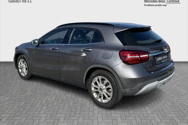 Mercedes-Benz GLA galerie