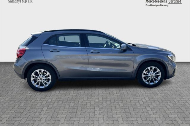 Mercedes-Benz GLA galerie