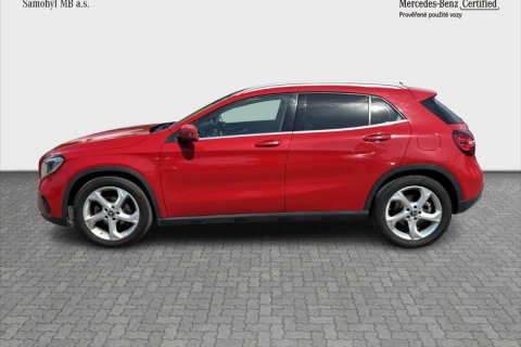 Mercedes-Benz GLA galerie